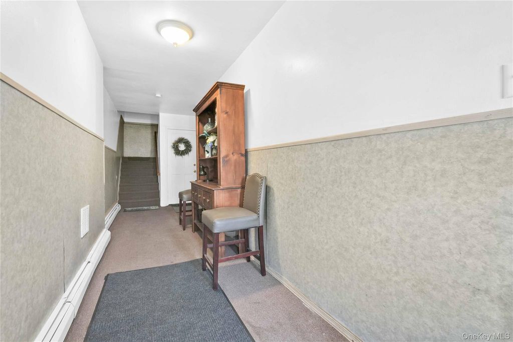 87-14 169th Street, Jamaica Hills, NY 11432 — photo 2