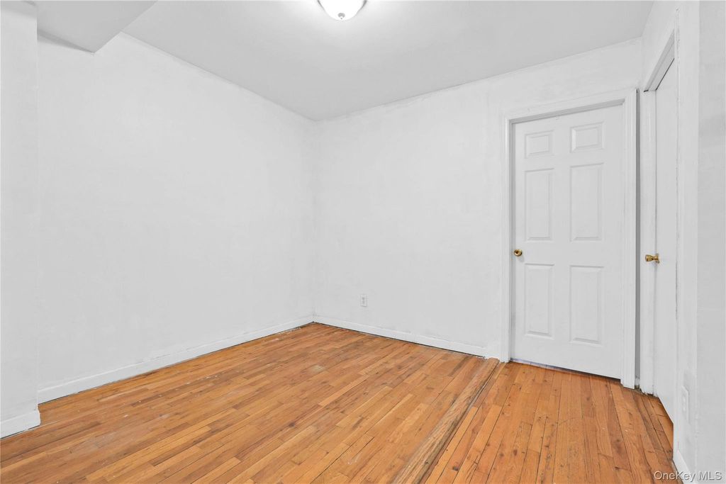 87-14 169th Street, Jamaica Hills, NY 11432 — photo 5