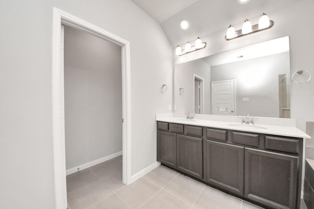 518 Ellwood Terrace Lane, Richmond, TX 77406