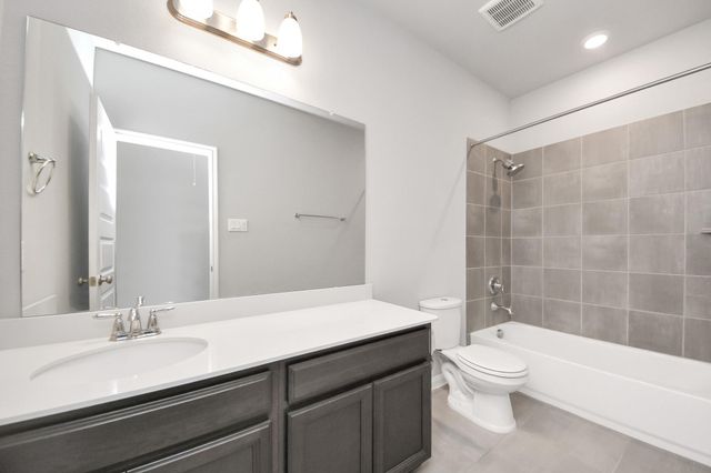 518 Ellwood Terrace Lane, Richmond, TX 77406