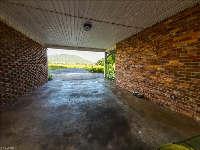 488 Shoals Road, Pinnacle, NC 27043