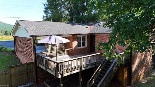 488 Shoals Road, Pinnacle, NC 27043