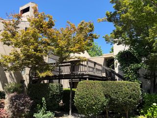 2292 Woodside Ln #16, Sacramento, CA 95825