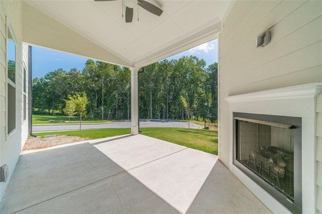 907 Bessie Court, Loganville, GA 30052