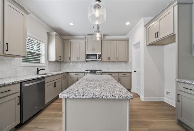 907 Bessie Court, Loganville, GA 30052