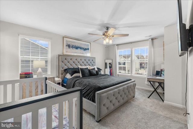 14 PEREGRINE WAY, Burlington, NJ 08016