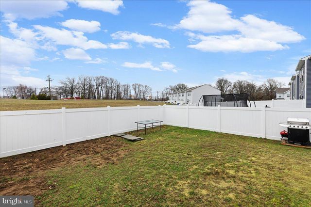 14 PEREGRINE WAY, Burlington, NJ 08016