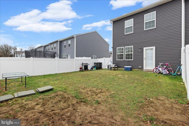 14 PEREGRINE WAY, Burlington, NJ 08016