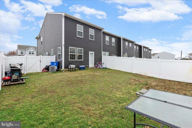 14 PEREGRINE WAY, Burlington, NJ 08016