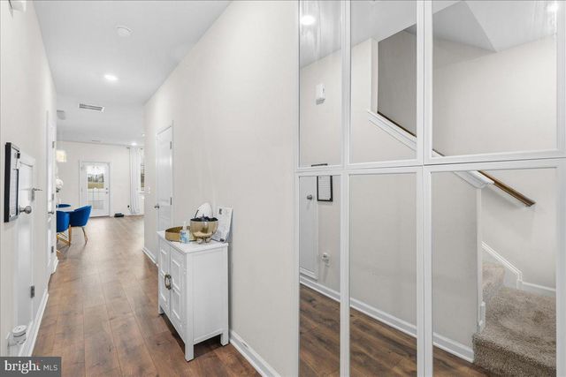 14 PEREGRINE WAY, Burlington, NJ 08016