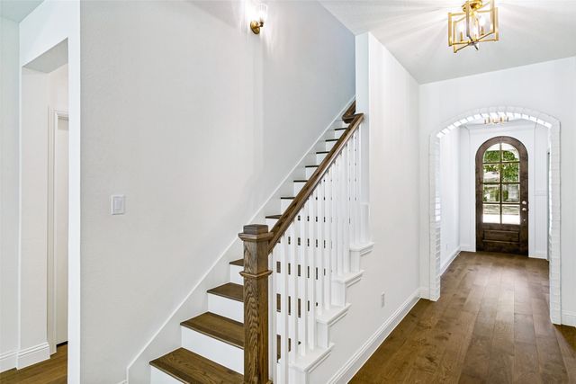 1609 Belle Place, Fort Worth, TX 76107