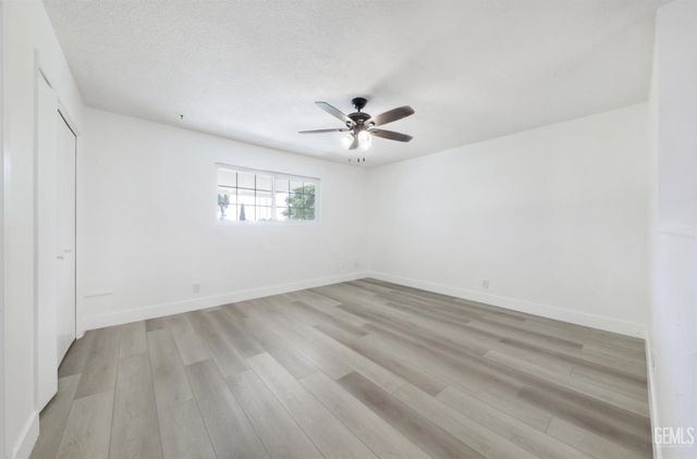 6009 Desert Hills Avenue, Bakersfield, CA 93309