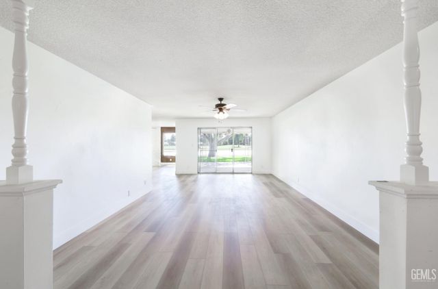 6009 Desert Hills Avenue, Bakersfield, CA 93309