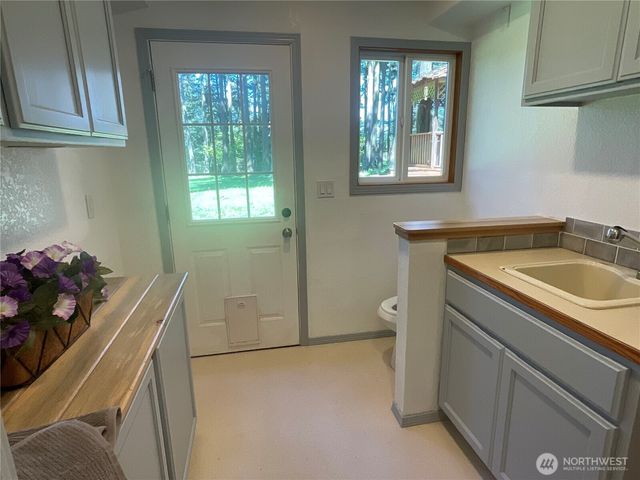 1656 Fern Place, Oak Harbor, WA 98277