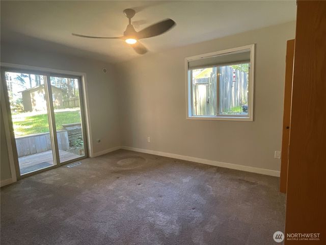 1656 Fern Place, Oak Harbor, WA 98277