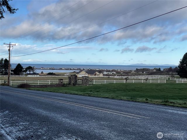 1656 Fern Place, Oak Harbor, WA 98277
