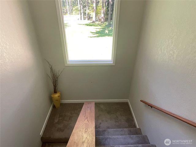 1656 Fern Place, Oak Harbor, WA 98277