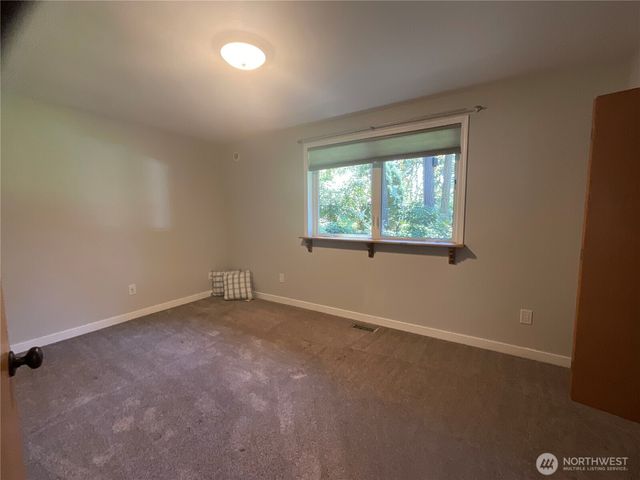 1656 Fern Place, Oak Harbor, WA 98277