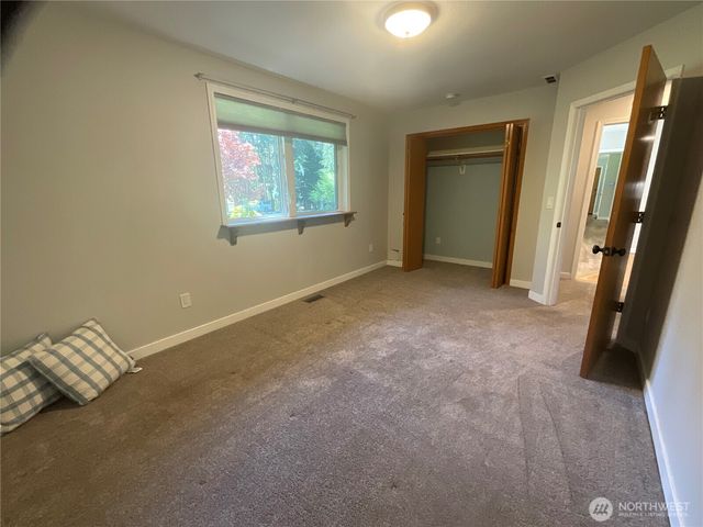 1656 Fern Place, Oak Harbor, WA 98277