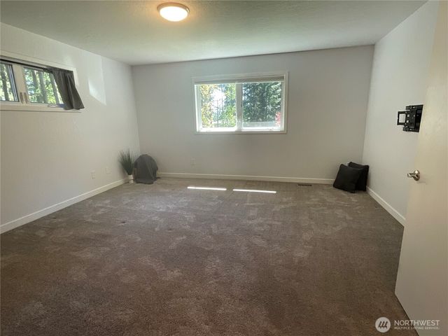 1656 Fern Place, Oak Harbor, WA 98277