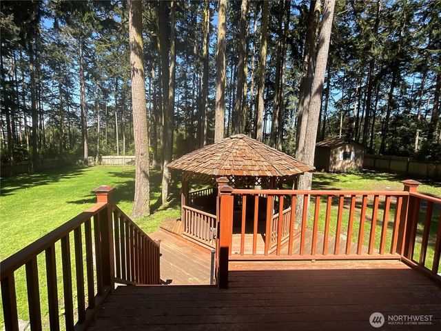 1656 Fern Place, Oak Harbor, WA 98277