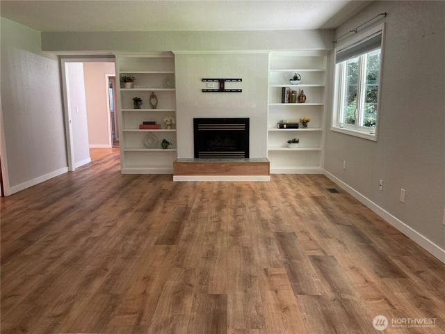 1656 Fern Place, Oak Harbor, WA 98277