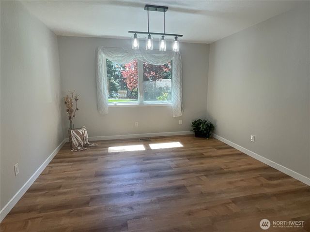 1656 Fern Place, Oak Harbor, WA 98277