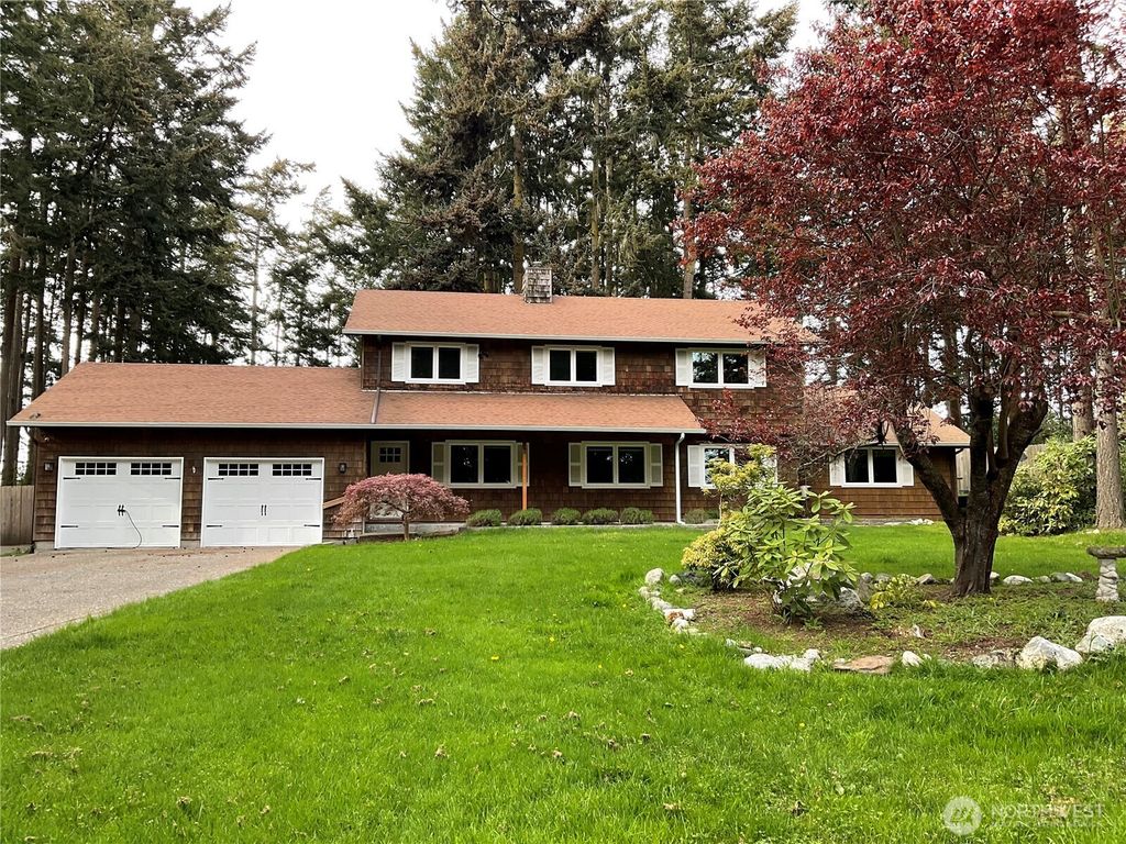 1656 Fern Place, Oak Harbor, WA 98277