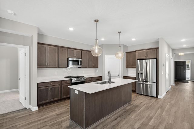 1503 Victory Lane NE, Isanti, MN 55040