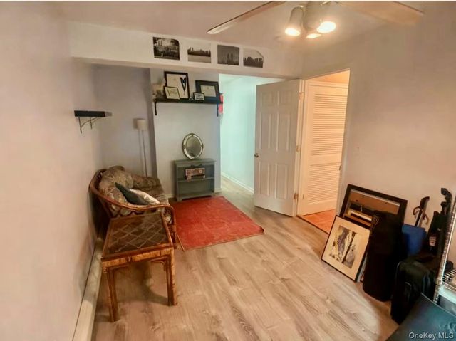 23 Hankin Loop, Poughkeepsie, NY 12601