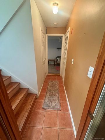 23 Hankin Loop, Poughkeepsie, NY 12601