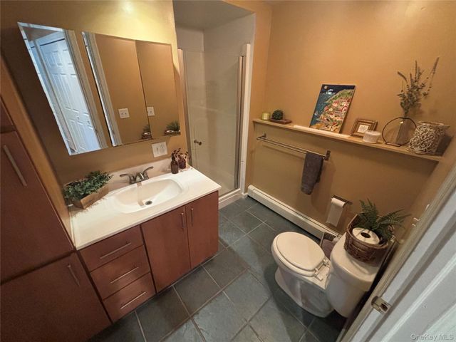 23 Hankin Loop, Poughkeepsie, NY 12601