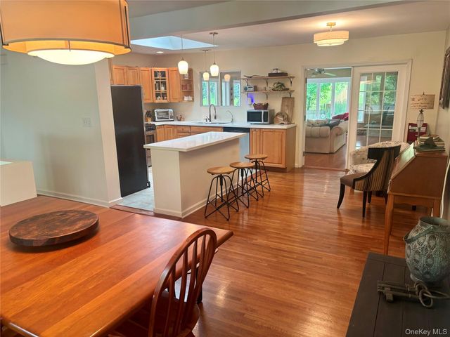 23 Hankin Loop, Poughkeepsie, NY 12601