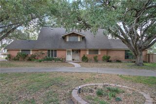 5501 March St, Robstown, TX 78380