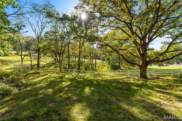 18324 Pinhook Hollow Drive, Wildwood, MO 63069