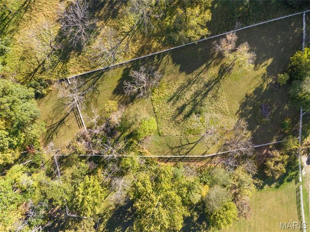 18324 Pinhook Hollow Drive, Wildwood, MO 63069