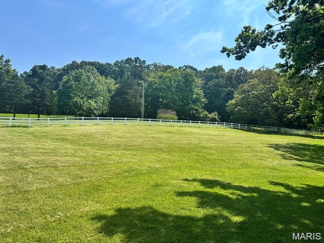 18324 Pinhook Hollow Drive, Wildwood, MO 63069