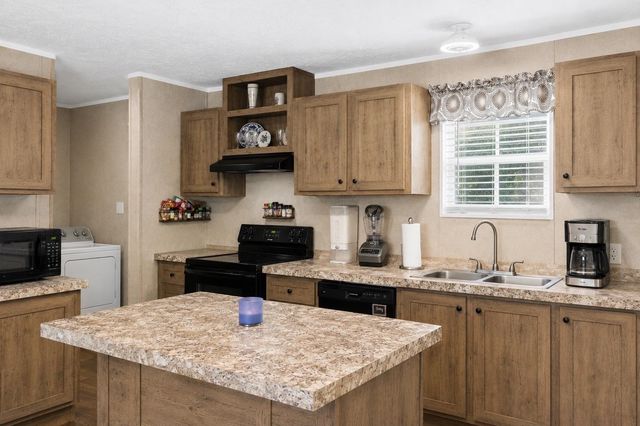 415 Future Ln, Inman, SC 29349