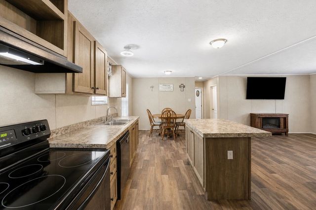 415 Future Ln, Inman, SC 29349