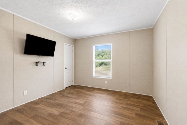 415 Future Ln, Inman, SC 29349