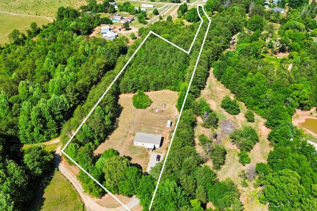 415 Future Ln, Inman, SC 29349