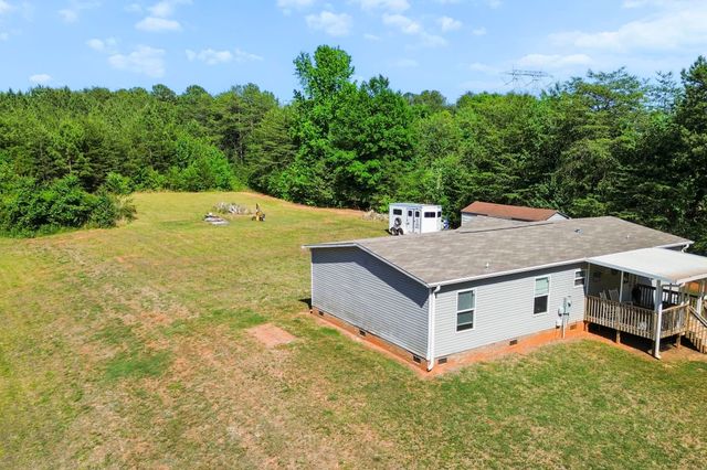 415 Future Ln, Inman, SC 29349