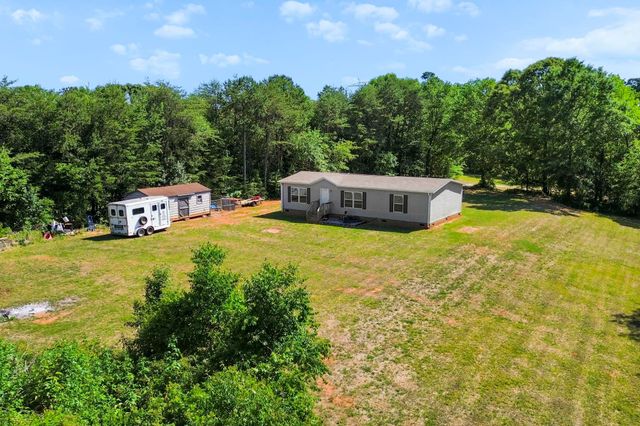 415 Future Ln, Inman, SC 29349