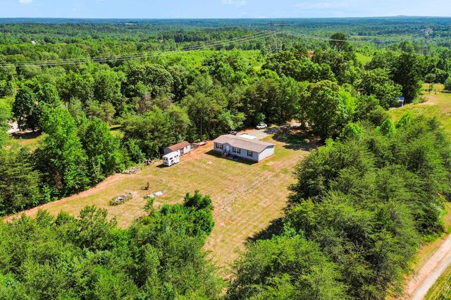 415 Future Ln, Inman, SC 29349