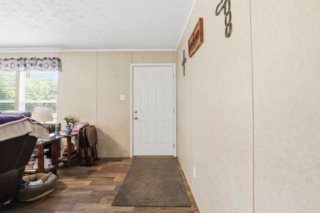 415 Future Ln, Inman, SC 29349
