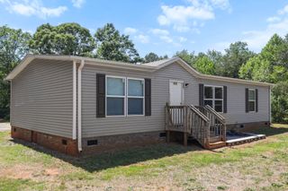 415 Future Ln, Inman, SC 29349