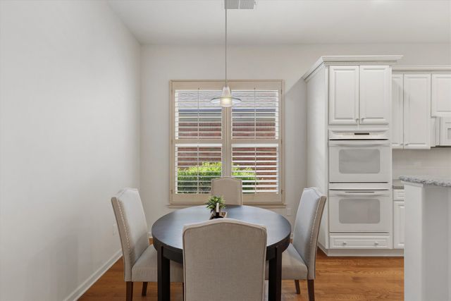 8475 FRIARLYNCH LN, Germantown, TN 38139