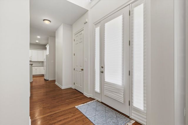 8475 FRIARLYNCH LN, Germantown, TN 38139
