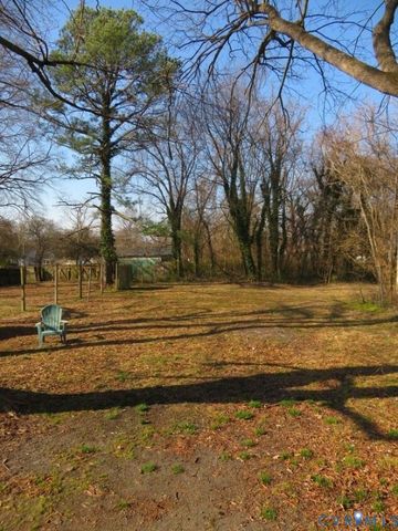 118 Grigg St, Petersburg, VA 23803