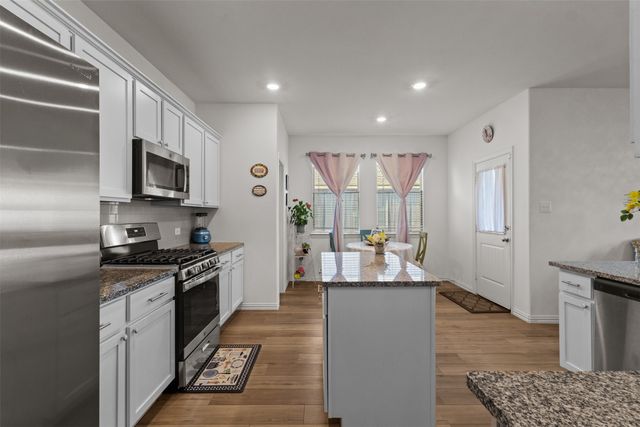 109 Laurenbrooke Drive, Anna, TX 75409